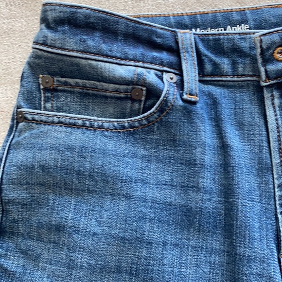 Talbots Flawless High Waisted Modern Ankle Jeans Size 8P - Picture 6 of 9